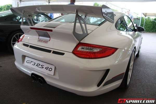 Porsche 911 GT3 RS 4.0 AutoBlog