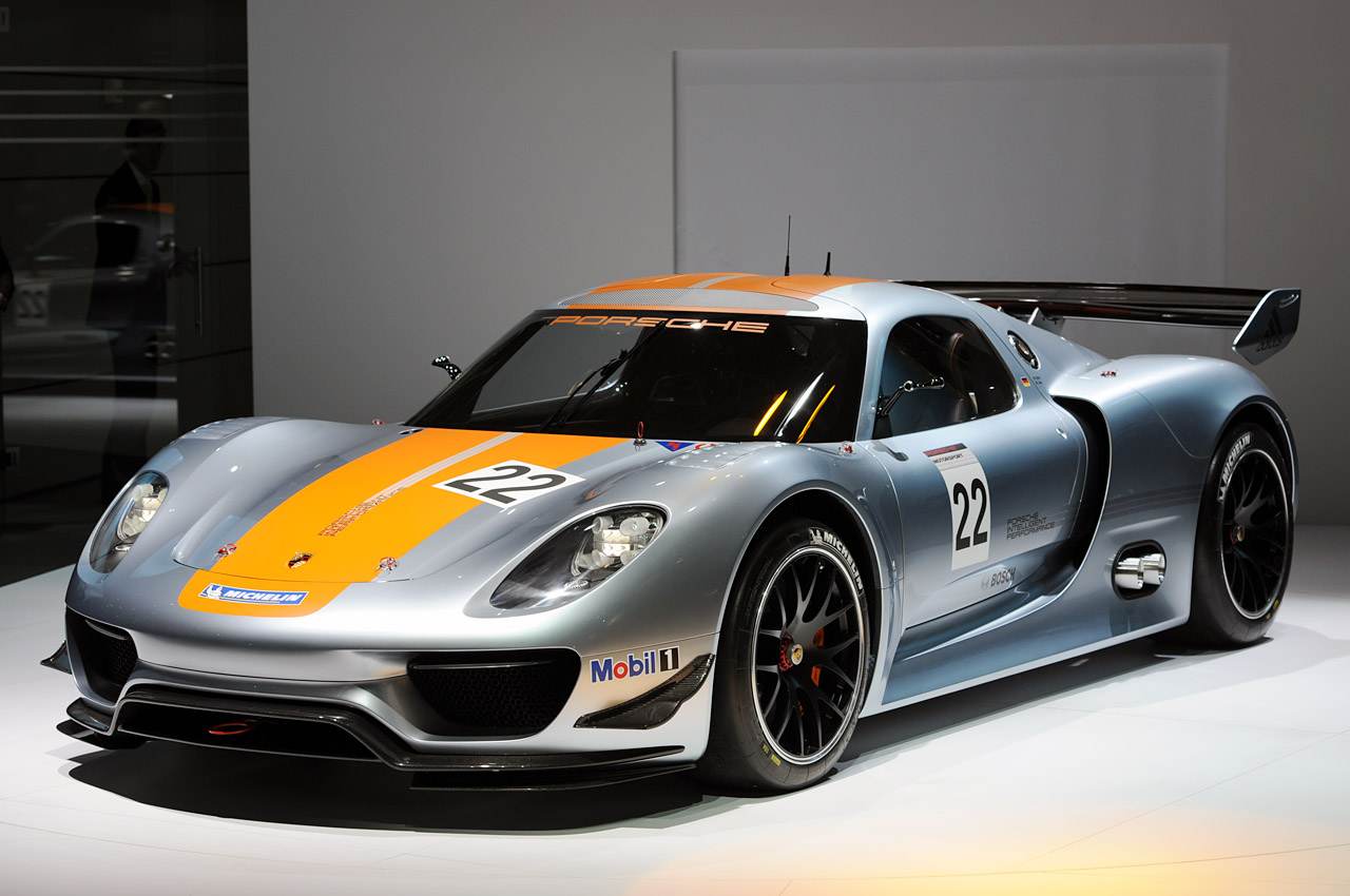 Какие гоночные. Porsche 918 RSR. Porsche 918 RSR Hybrid. Порше 918 гоночный. Porsche 918 RSR Concept Race.